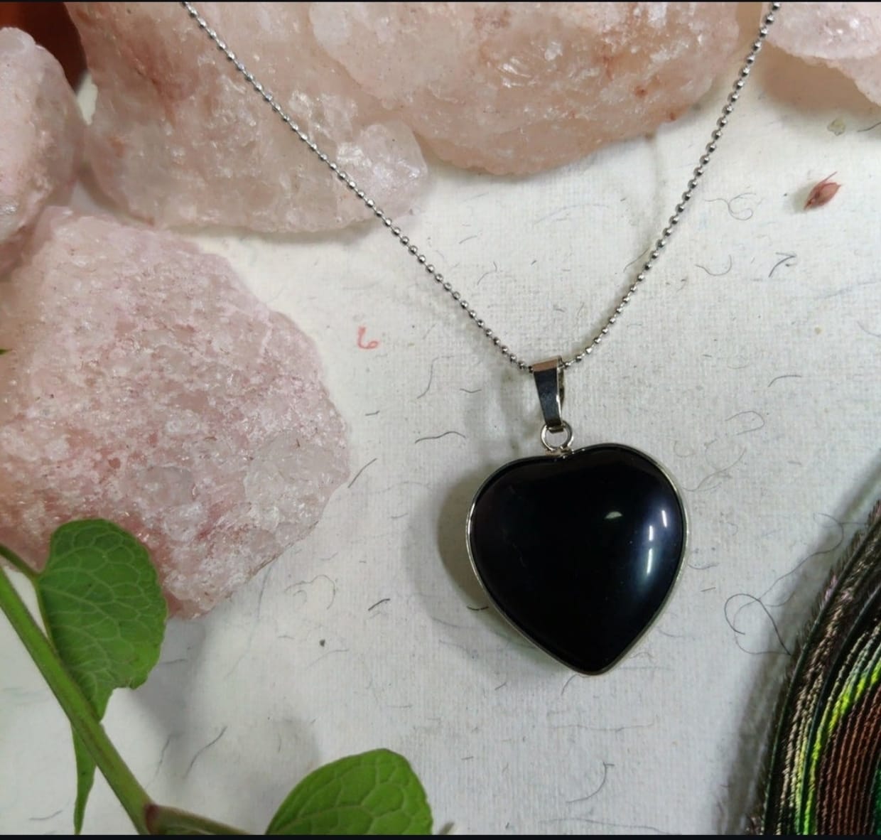 Heart-Shaped Black Pendant Necklace